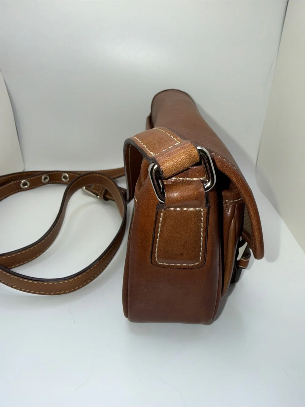 Vintage Coach Leatherware Bleecker 9355 Brown Silver Hardware Crossbody Purse